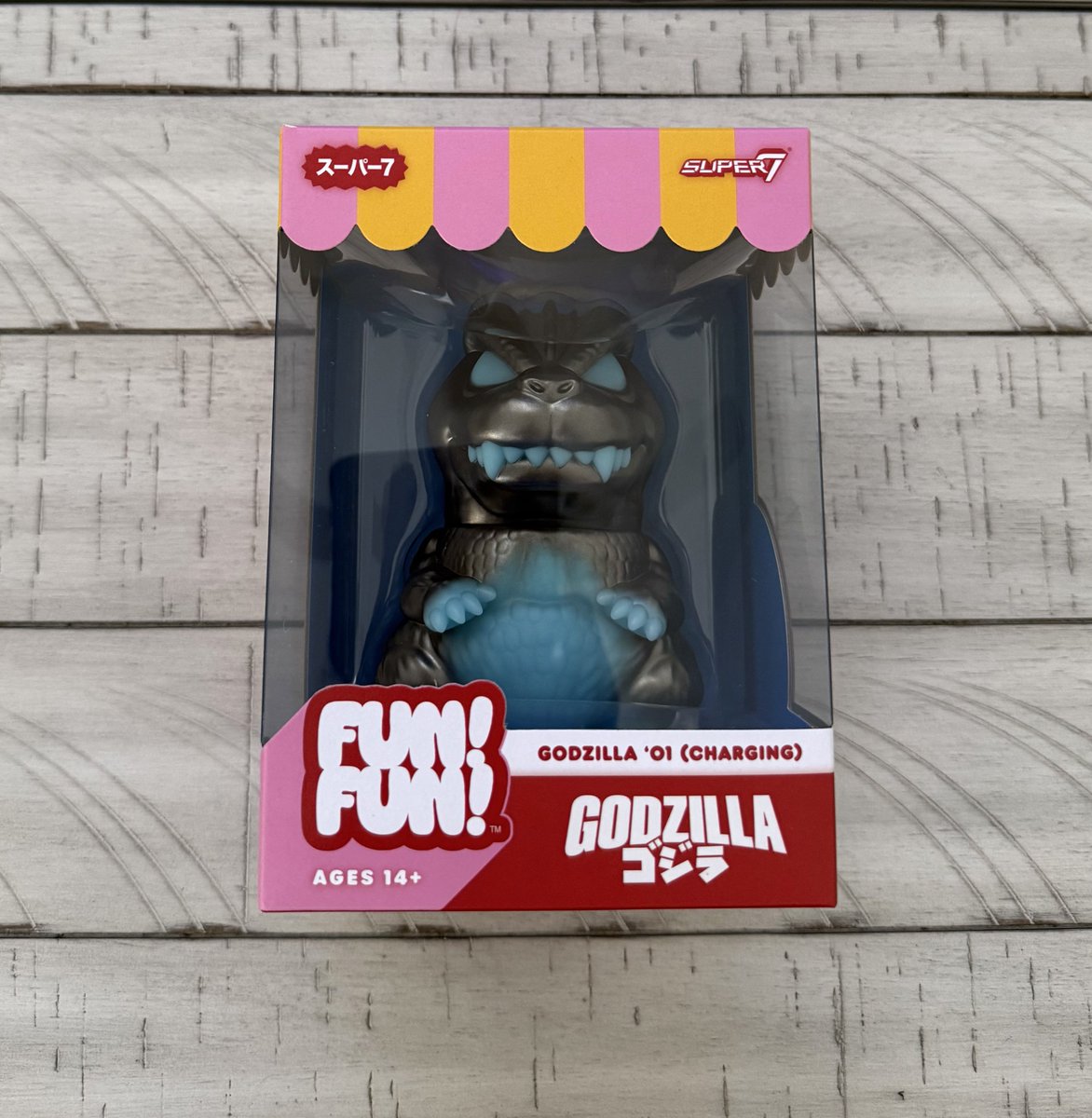DisTrackers's tweet image. 📭📦 Godzilla has arrived! Check out the glow check! I think this is my first Fun Fun figure and I love it.
.
#Godzilla #FunFun #Glow #Super7 #Collectibles #DisTrackers
