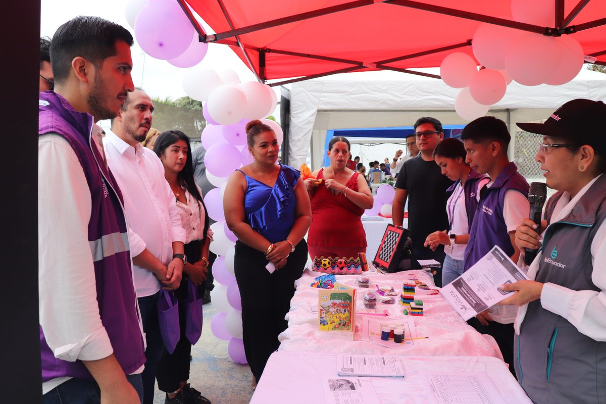 📍#Milagro | Participamos en la Brigada Social por #ElNuevoEcuador, un espacio que brindó los servicios del Estado a la ciudadania en el sector "Las Piñas". 

En el evento se conmemoró el Día Internacional de la Mujer Indígena, para honrar su fuerza, sabiduría y valentía.🙌🏻💪🏼