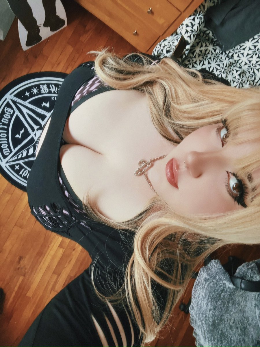 spicyxgf's tweet photo. just dropping by… in case you needed a distraction ⋆ ˚｡⋆୨୧˚ https://t.co/Jma17tZzev