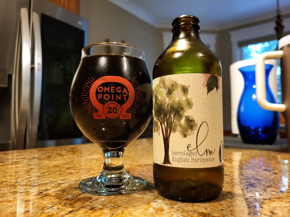 scottvillers's tweet image. #drinkcheck #mnbeer @HumbleForager x @ForagerBrewery collab / "Elm" Barrel-aged Barleywine w/Figs &amp;amp; Vanilla Beans