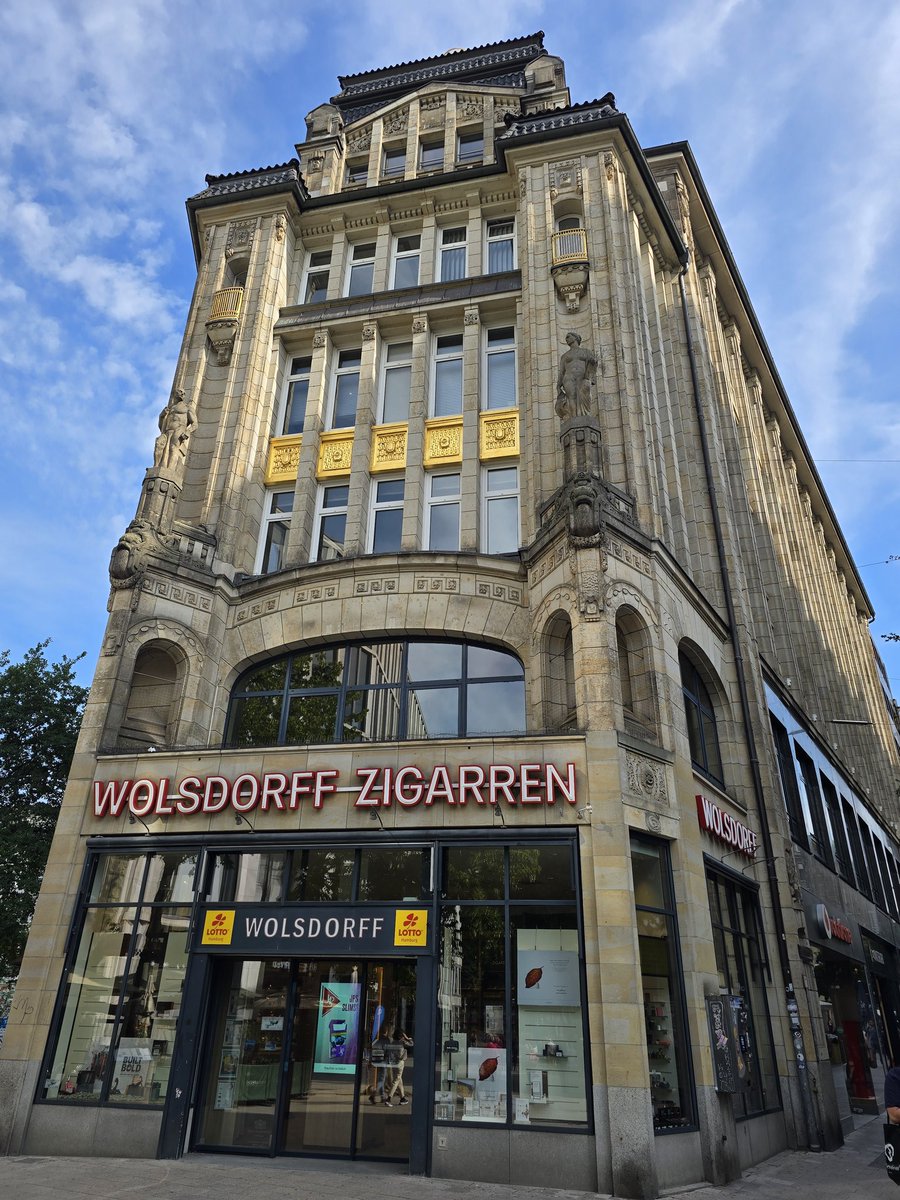 Early start at 3.30am tomorrow back to the UK. Another old building in Hamburg Central