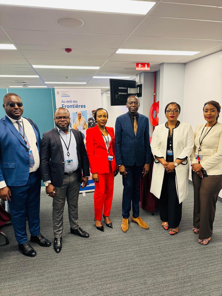 La cérémonie de lancement de la 54ᵉ session 2025-2026 de l'École des Douanes de Belgique s’est tenue ce lundi 8 septembre à 10h00, heure de Bruxelles, au deuxième étage du World Trade III Center, en présence de plusieurs délégations de l'.
 OMD,AGDA,EDB
,RDC , REPUBLIQUE DU