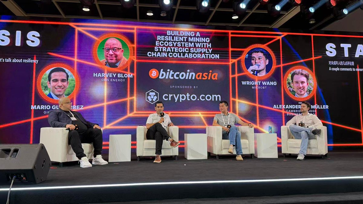 It was amazing at Bitcoin Asia <a href="/HarveyBlom/">Harvey Blom | Digital Innovation & Digital Growth</a>  (哈维布鲁姆) from #GRNEnergy, @MarioAndresGutierrez, Msc,  from #GigaEnergy, <a href="/WrightWang/">Wright Wang</a> from #MicroBT and our host @AlexanderNeumüller.