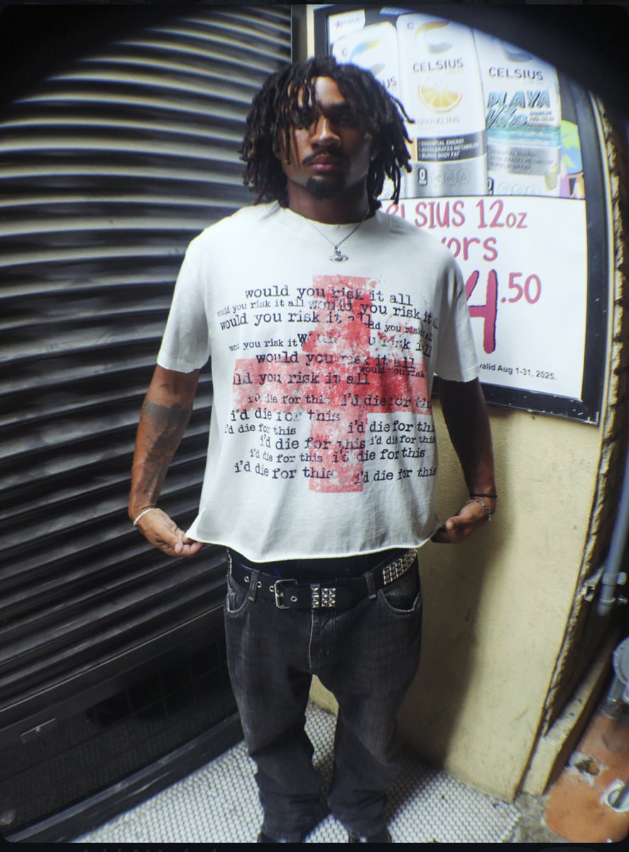 site is now live 

nevergotright.com