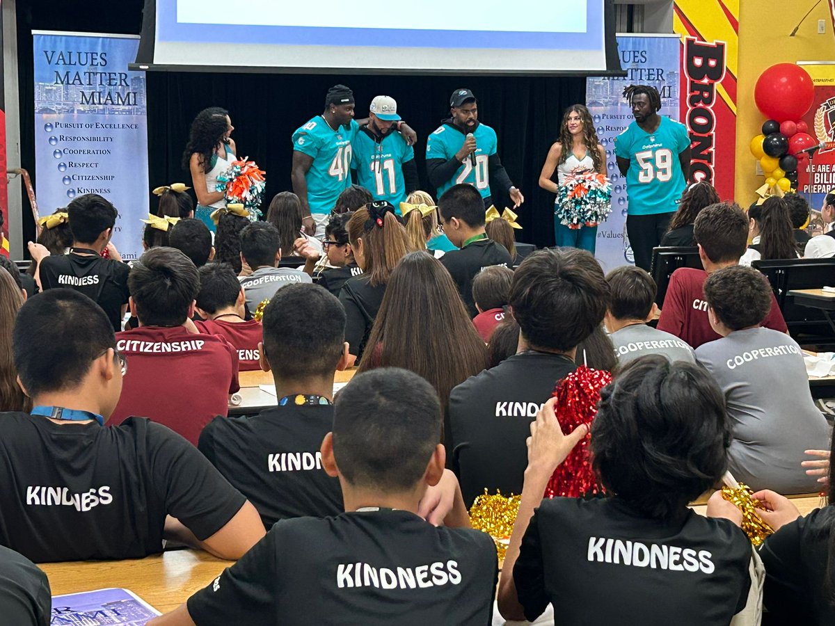 Miami-Dade Schools tweet media