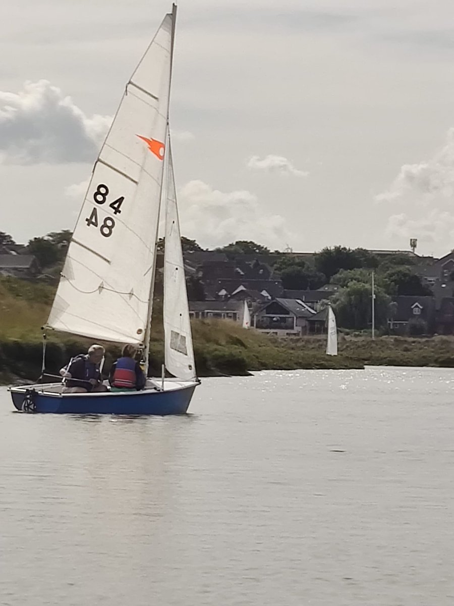 Eyott Sailing Club tweet media