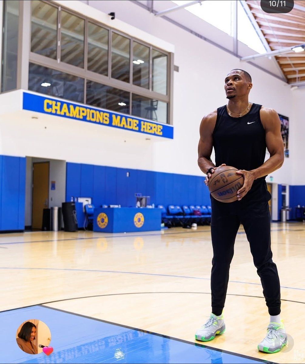 Russell Westbrook getting ready for Year 18 💯🍿