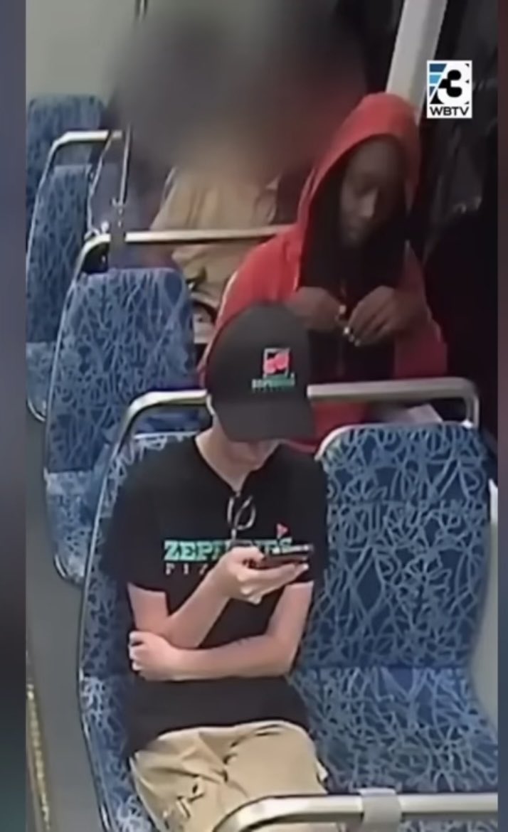 Helenin26712680's tweet photo. A mídia desde de manhã , tentando abafar a morte da Ucraniana no metrô , por um negro . Pasmem sem ter feito nada !!! https://t.co/2HMIPBLzTf