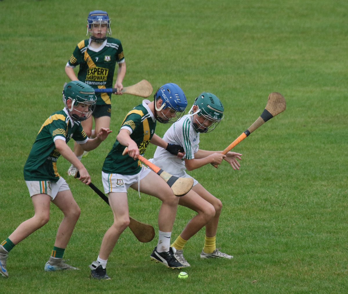 buffersalley's tweet photo. U12 Hurling Update 
A late goal and a quick free in the final 5 minutes sealed victory for our boys, booking their spot in the County Final!
Played in torrential conditions, this was all about grit, determination and teamwork. Well done lads!
👍
#CoFinal #Happy #HappyChaps #U12 https://t.co/gm6Pata4AM