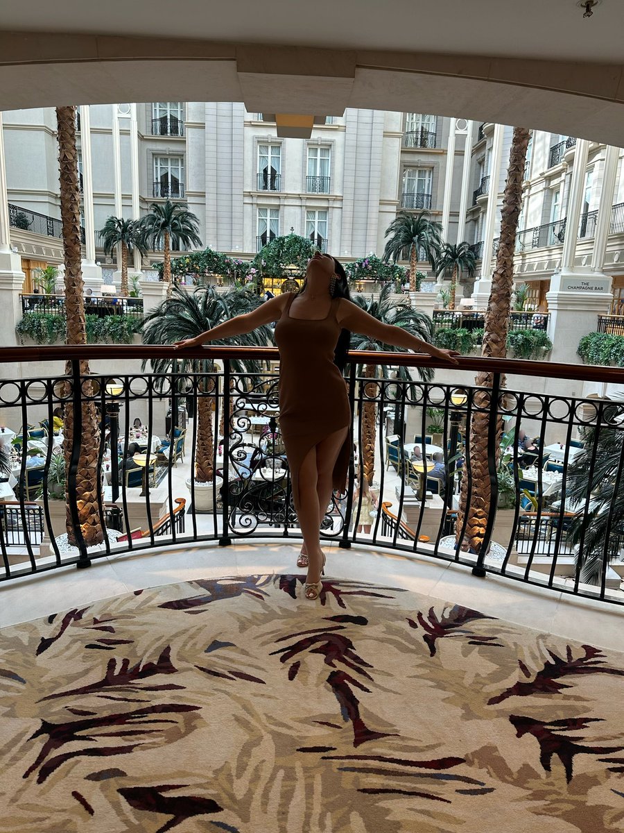 sendtogoddess's tweet photo. I don’t chase, I attract ✨ https://t.co/mYo8dpfbse