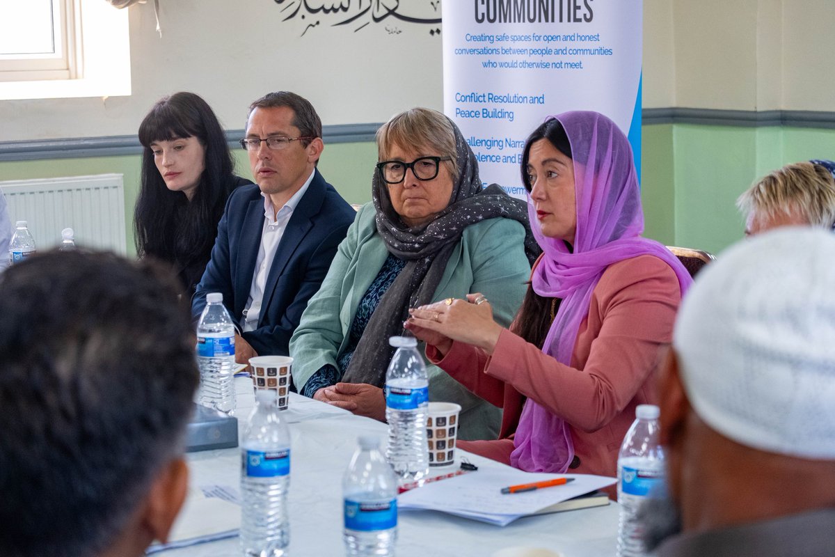 Light_Fndn's tweet image. Light Foundation Hosts Women and Equalities Committee MPs

We were honoured to organise &amp;amp; host visiting MPs from the cross-party Women &amp;amp; Equalities Committee in two private meetings, held at Southport Mosque &amp;amp; the Abdullah Quilliam Mosque in Liverpool, chaired by MP Sarah Owen.