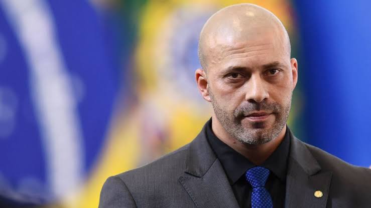 Não se esqueça de Daniel Silveira!