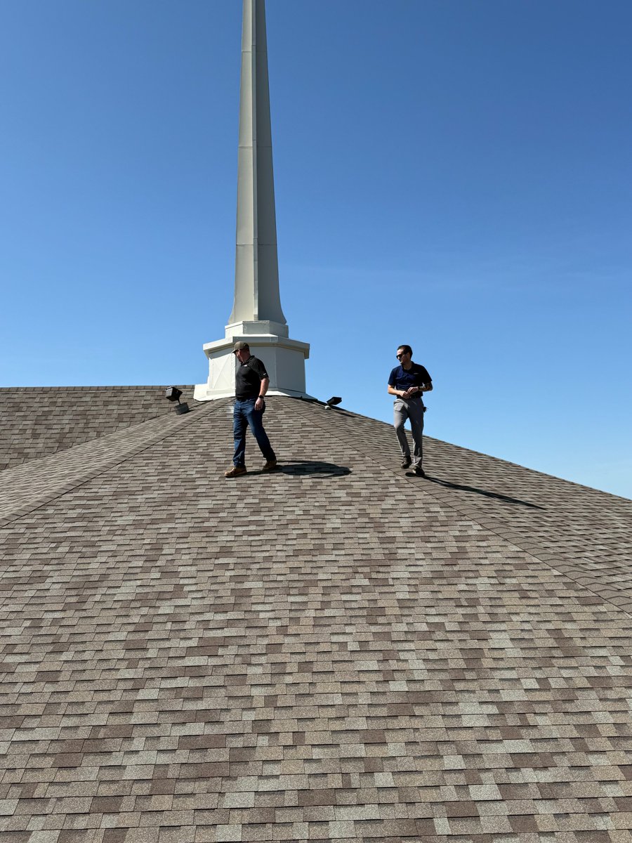 Our roofing department is going to new heights...literally ⬆
From small repairs to full replacements, Paul and his team are ready to take on all of your roofing needs🏠

Not sure what's going on on your roof? Call us today to schedule our team for an inspection. 
#roofing