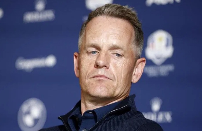 Is Luke Donald about to shake things up at the Ryder Cup based on the BMW PGA groups? 🤔

Or is it simply mind games?! 🤪 #DPWorldTour 

[<a href="/GolfMagic/">GolfMagic</a>] 

golfmagic.com/tour/ryder-cup…
