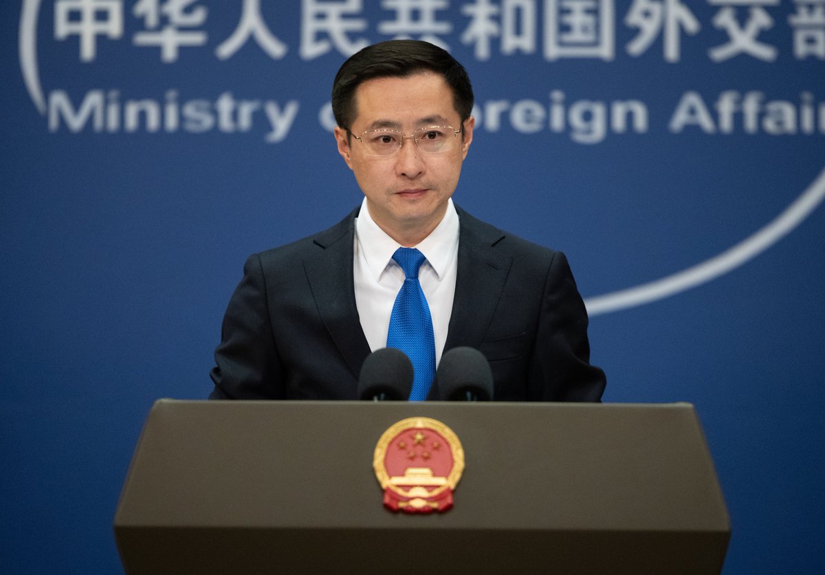 ChinaDaily's tweet image. #OpenComment Shi Ping&apos;s political opportunism may win him temporary personal gain, but it will consign his name to the same ignominious dustbin of history where collaborators of the past have been thrown. #China #Japan #history bit.ly/3JOsX1F