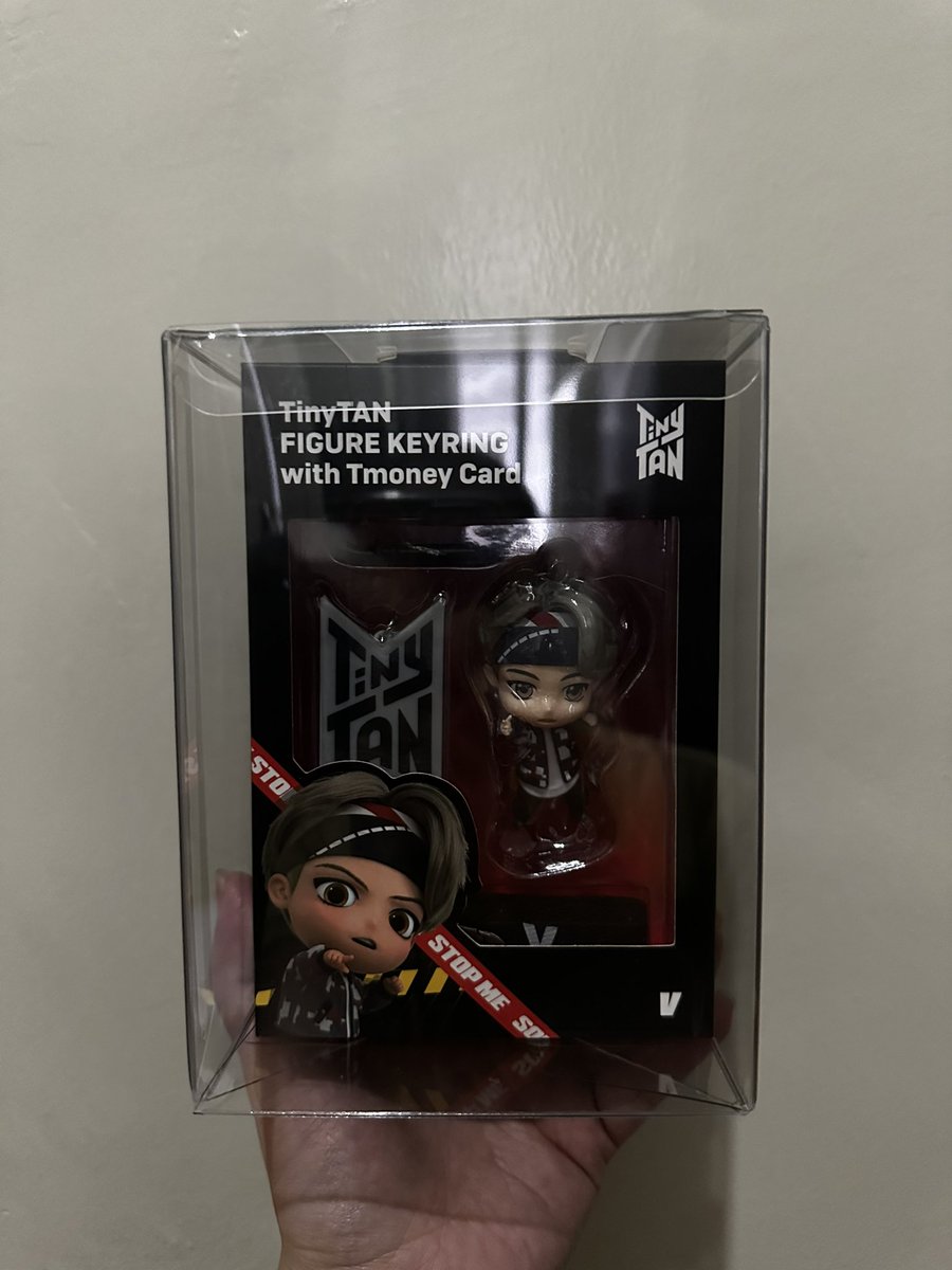 AlviE8006's tweet photo. WTS LFB PH
RFS: need funds

BTS Official Tinytan (V) Figure Keyring with T Money 
 - ₱1,500
 - Funko pop protector included
 - Can do GRAB/LALAMOVE within Metro Manila
 - Buyer will shoulder the shipping fee
 - Full payment required before shipping
 - with freebies https://t.co/51XkftXeYE