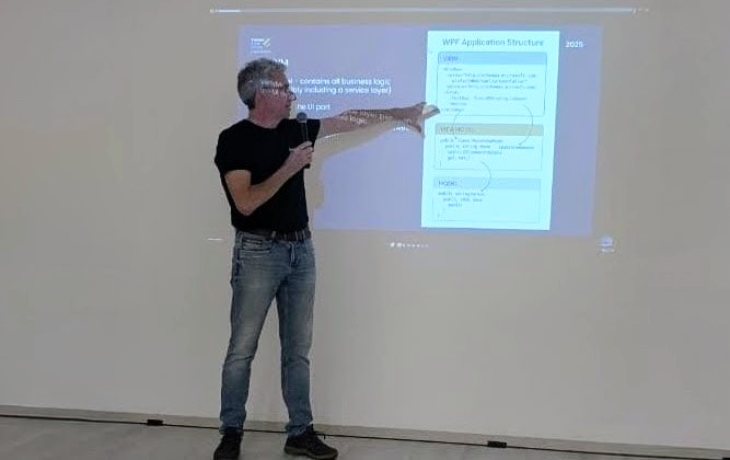 ThomasBurkhartB's tweet image. First day of #FlutterConfLATAM and I am so happy to be here and meet so many lovely people #Flutter