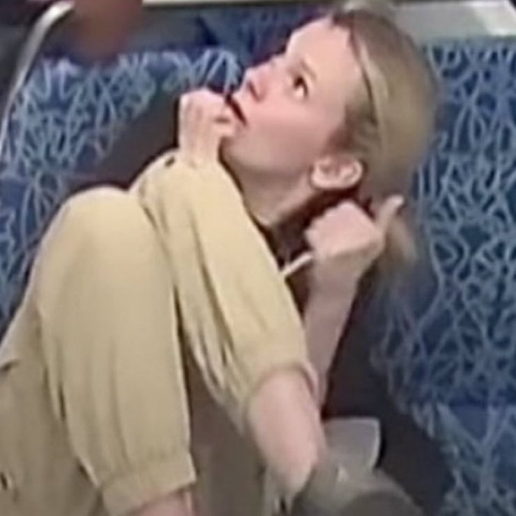 Teacher_Erika's tweet image. Iryna Zarutska was a #Ukrainian #refugee who fled the harrowing violence of war, only to meet a senseless end while seeking safety.
The sheer absurdity and cruelty of her death -fleeing bombs only to be felled by a random act of violence on a train journey -struck a chord in me.