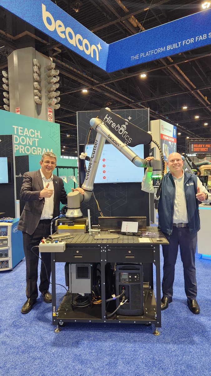 Universal_Robot's tweet image. Day 2 ✅ at #FABTECH2025!

Huge thanks to our partners, guests &amp;amp; everyone who stopped by Booth B13045. Great energy, great conversations and great to see our CEO, Jean-Pierre Hathout, on the floor today.

On to Day 3! 🦾