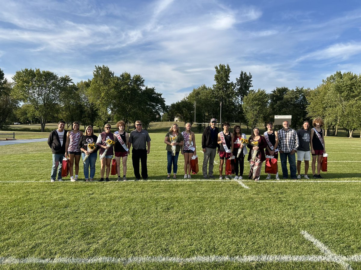 ACHSGirlsXC's tweet image. Honored our amazing seniors tonight at our home meet! Congratulations &amp;amp; thank you for your dedication towards ACHS XC! ❤️🏹 #onceasequoitalwaysasequoit
