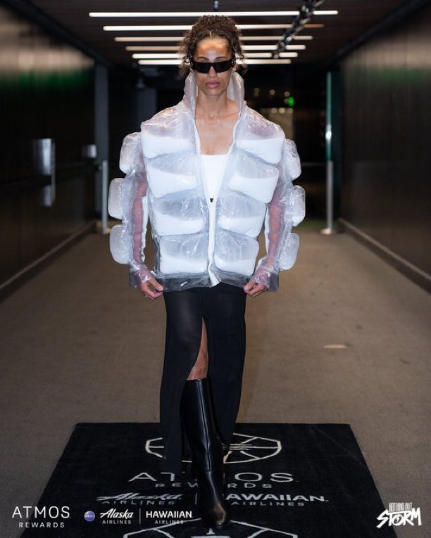 LegionHoops's tweet image. Skylar Diggins’ pregame fit 😅