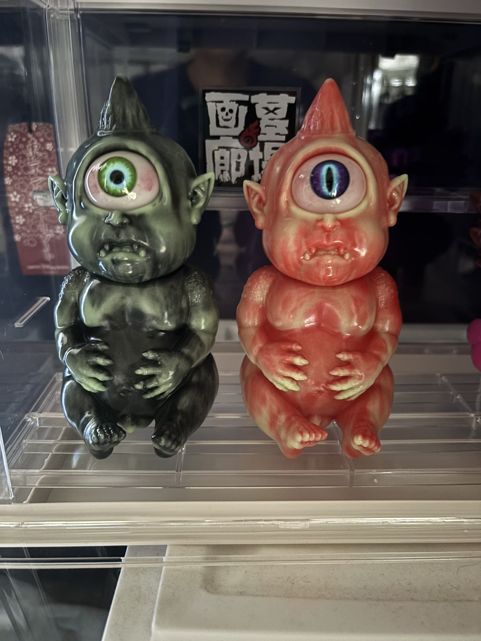 GOREGRO アイデビ 白成型/茶/血塗装 GOREGRO アイデビ 白成型/茶/血塗装 GOREGRO アイデビ 白成型/茶