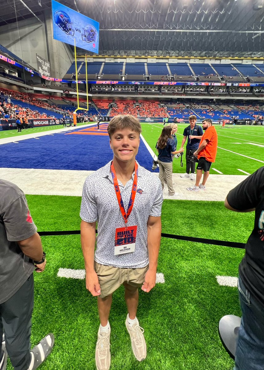 bo_holeman1's tweet photo. Had a great time at UTSA this weekend!! Thank you @CoachBrownUTSA for inviting me!
@coachbutsa @UTSAFTBL @UTSAAthletics @XavierZLopez @TheTop5s_ @ExpoRecruits @SportPrepX https://t.co/968BwDI7Zw