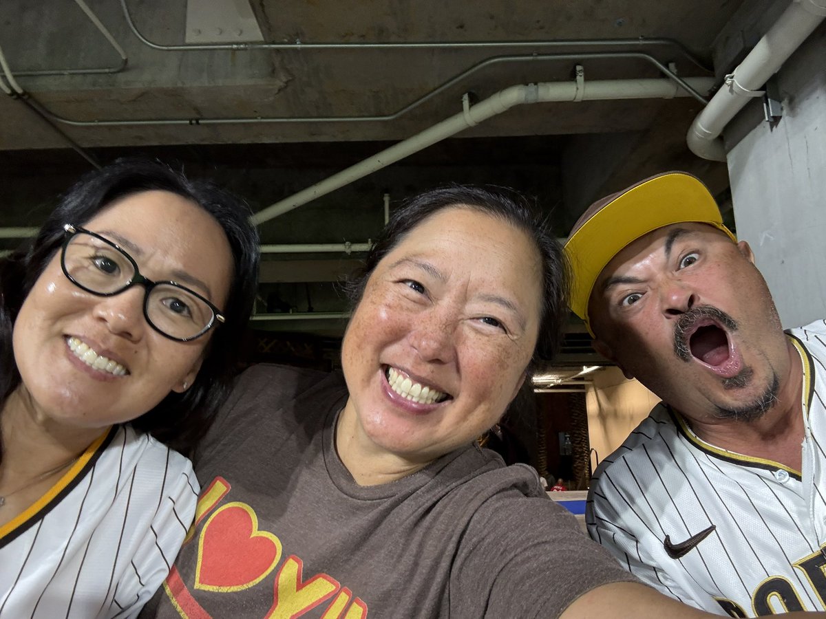 gettingchippy's tweet image. Go @Padres #ForTheFaithful