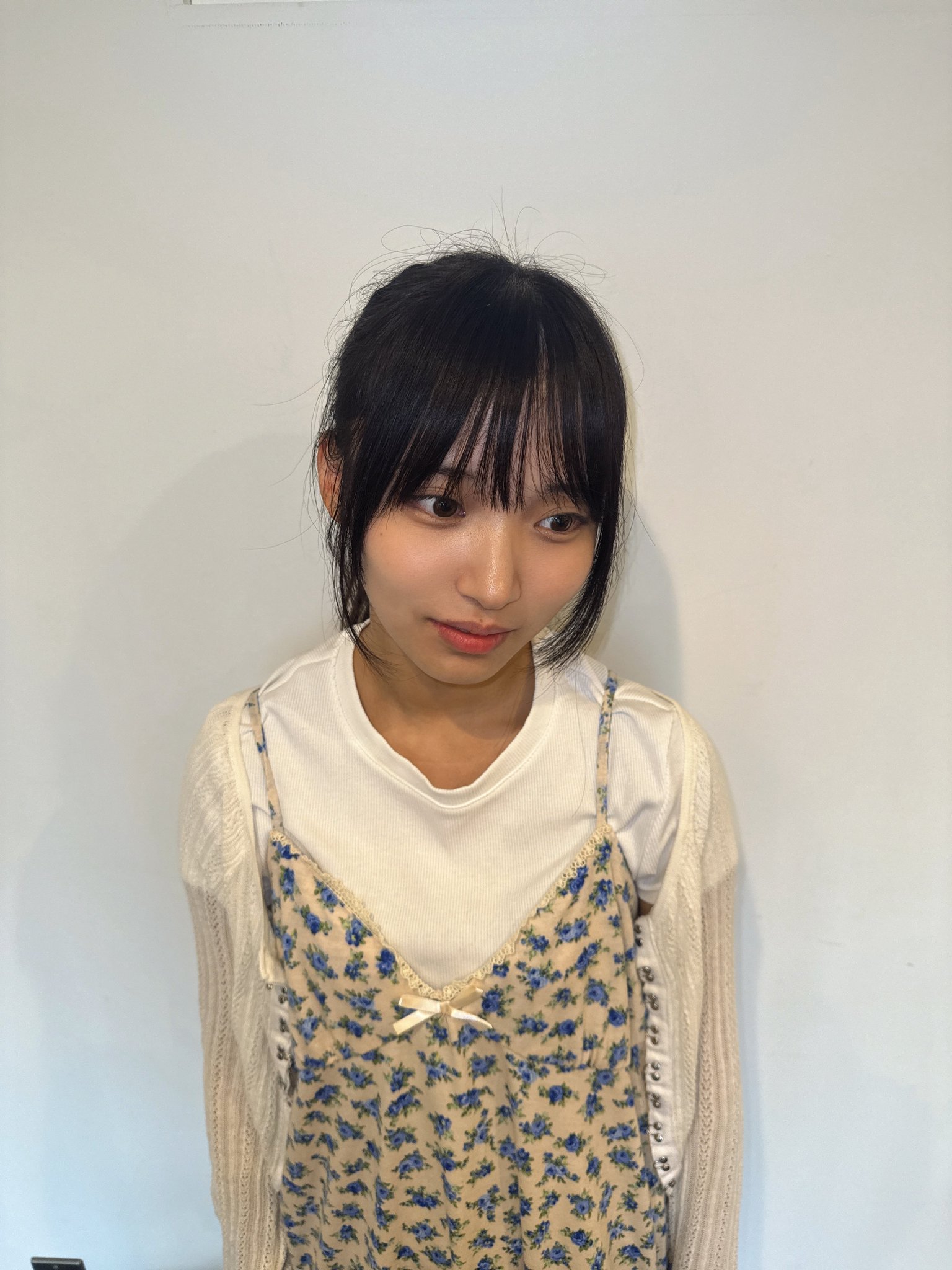 momochan コメント大歓迎ページ Buying spree] High school student's last New Year's money