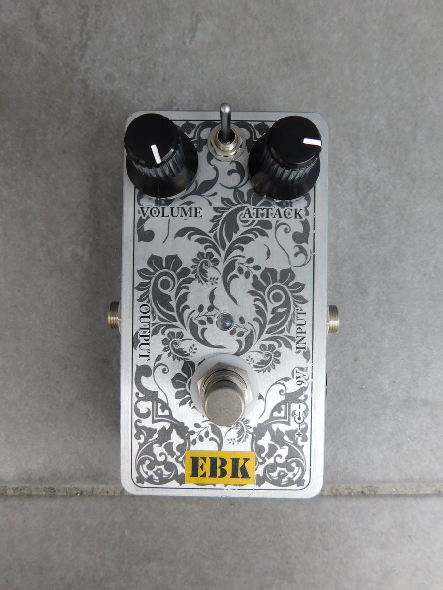MARUYAHiroshima's tweet image. EBK / Octavia系 アッパーオクターブMOD 🎸
中古
ジミヘン直系のオクタビアサウンドを再現

★詳細はホームページで★
hiroshima-maruya.com/products/effec…

#EBK #ファズ #octavia系 #アッパーオクターブファズ #エフェクター