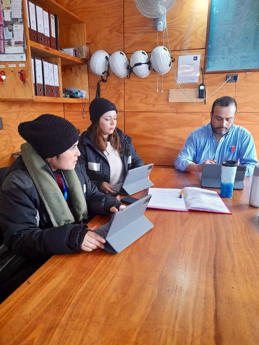 drtloslagos's tweet photo. 🔍En el marco de la puesta en marcha del nuevo sistema de fiscalización #SGI equipo de la #IPTPuertoMontt y de la Unidad de Inspección Focalizada del Depto. Inspectivo realizaron hoy visitas inspectivas en #IslaMaillen 🚤👉🏻 https://t.co/mgqkqMlOtB