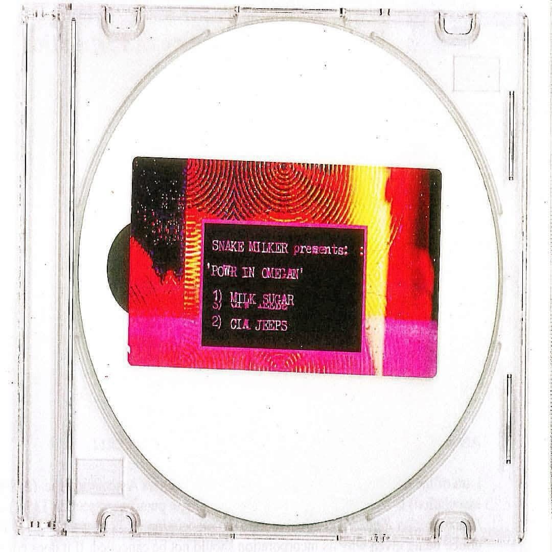 This old thing.

Artwork courtesy of online Vistaprint. instagr.am/p/DOZeNNoEygN/