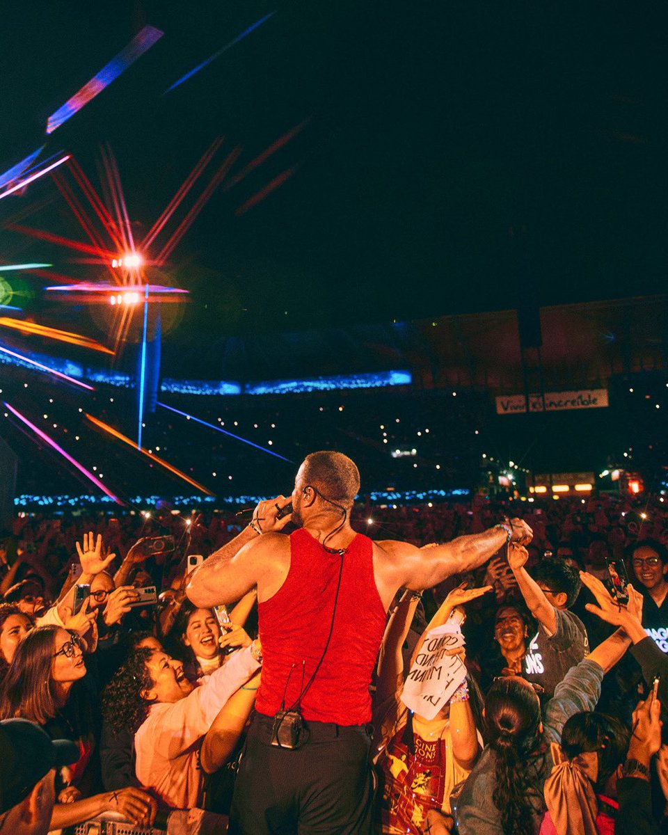 Imaginedragons's tweet image. Mexico City night 2, thank you. #LOOMtour