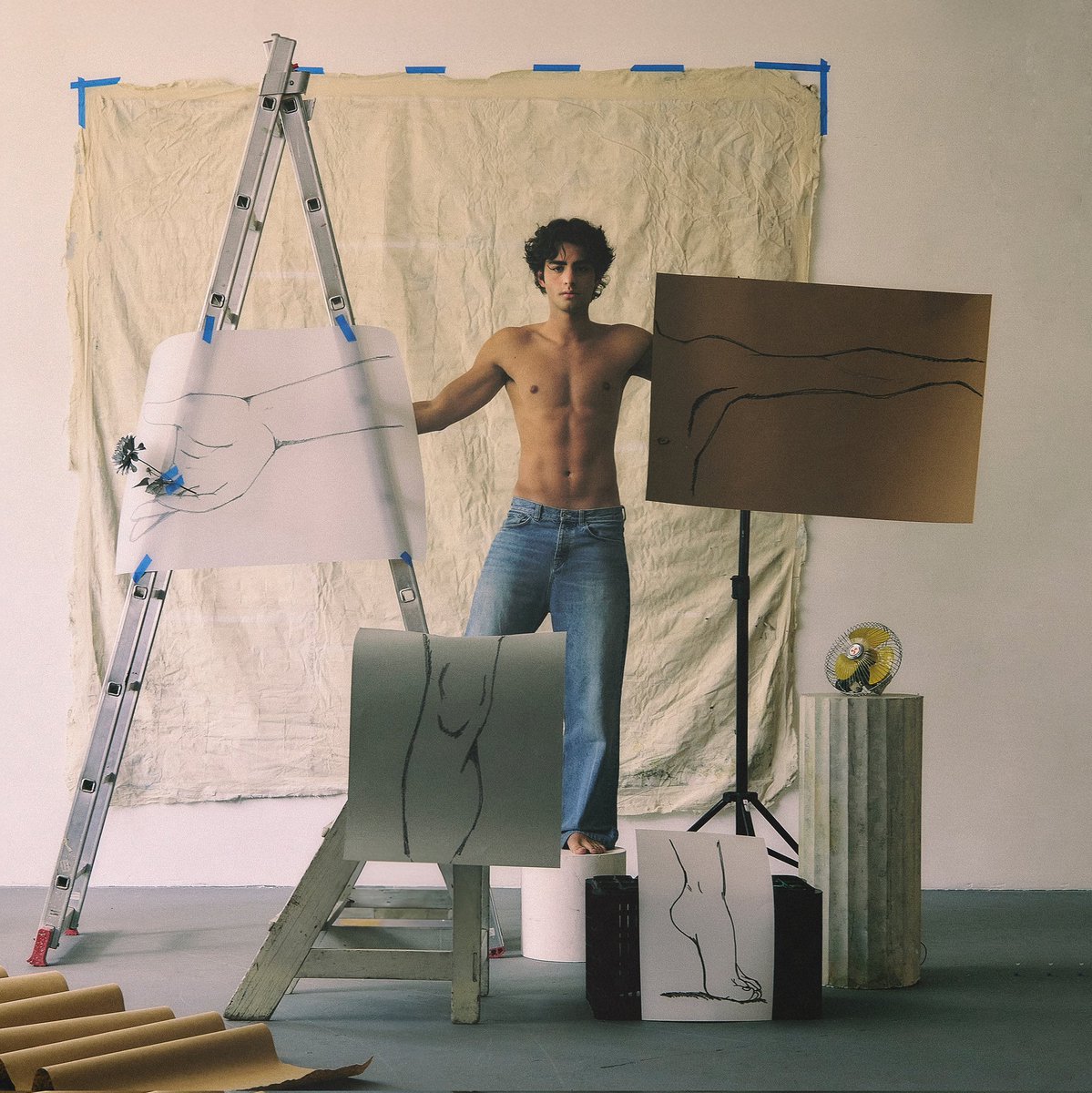 QUE DELÍCIA! Lucas Pretti entrega conceito na capa do álbum “Cara Ideal”, o álbum estreia 16/09.