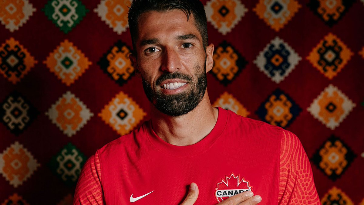 <a href="/ImmaGonnaWeen/">Dave Di Cola 🇨🇦</a> Steven Vitória walked so Derek Cornelius could run
