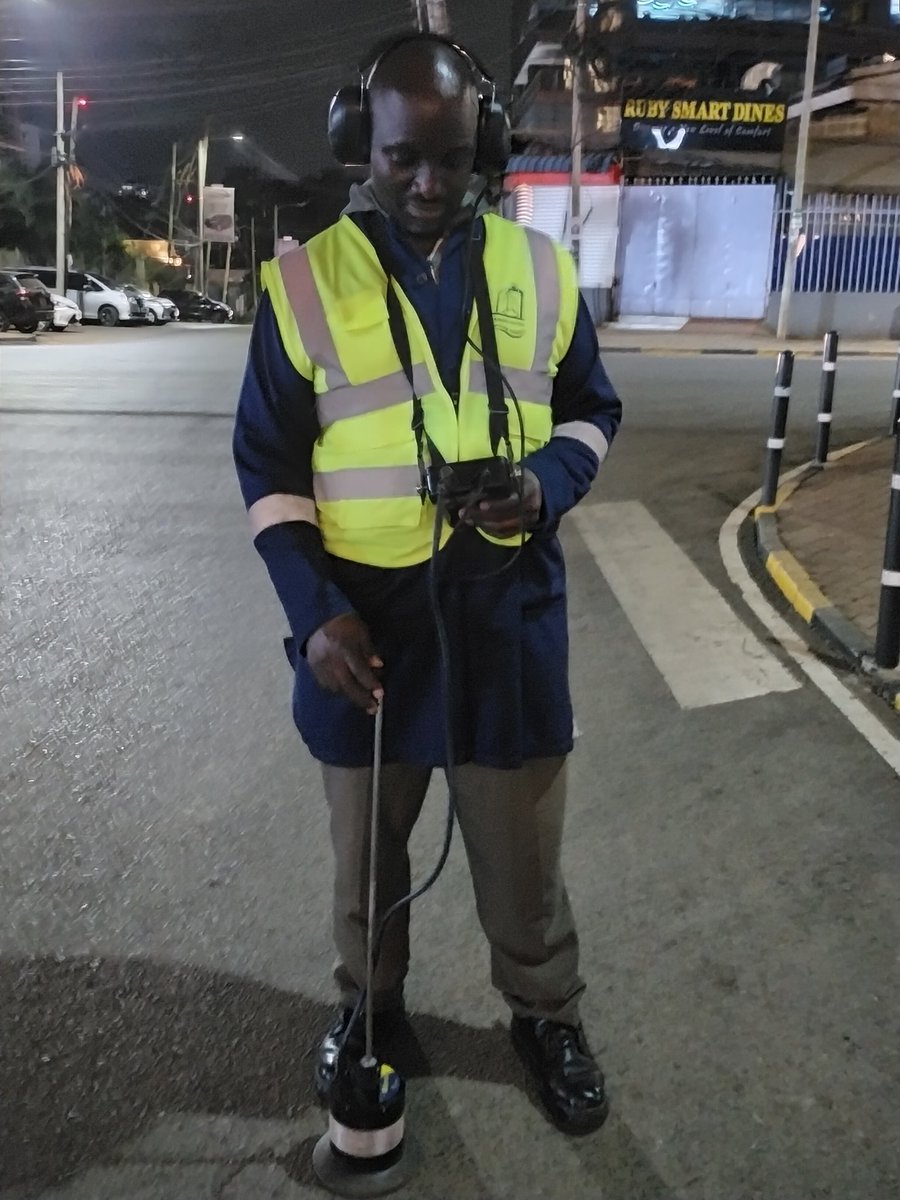 NairobiWater's tweet image. Did you know hidden leaks waste thousands of litres daily?
We’re in Westlands doing a leak detection exercise to reduce water loss and improve supply.
📞 Report leaks on 0800724366 or dial *260# for queries.
#LeakDetection #Westlands #EveryDropCounts