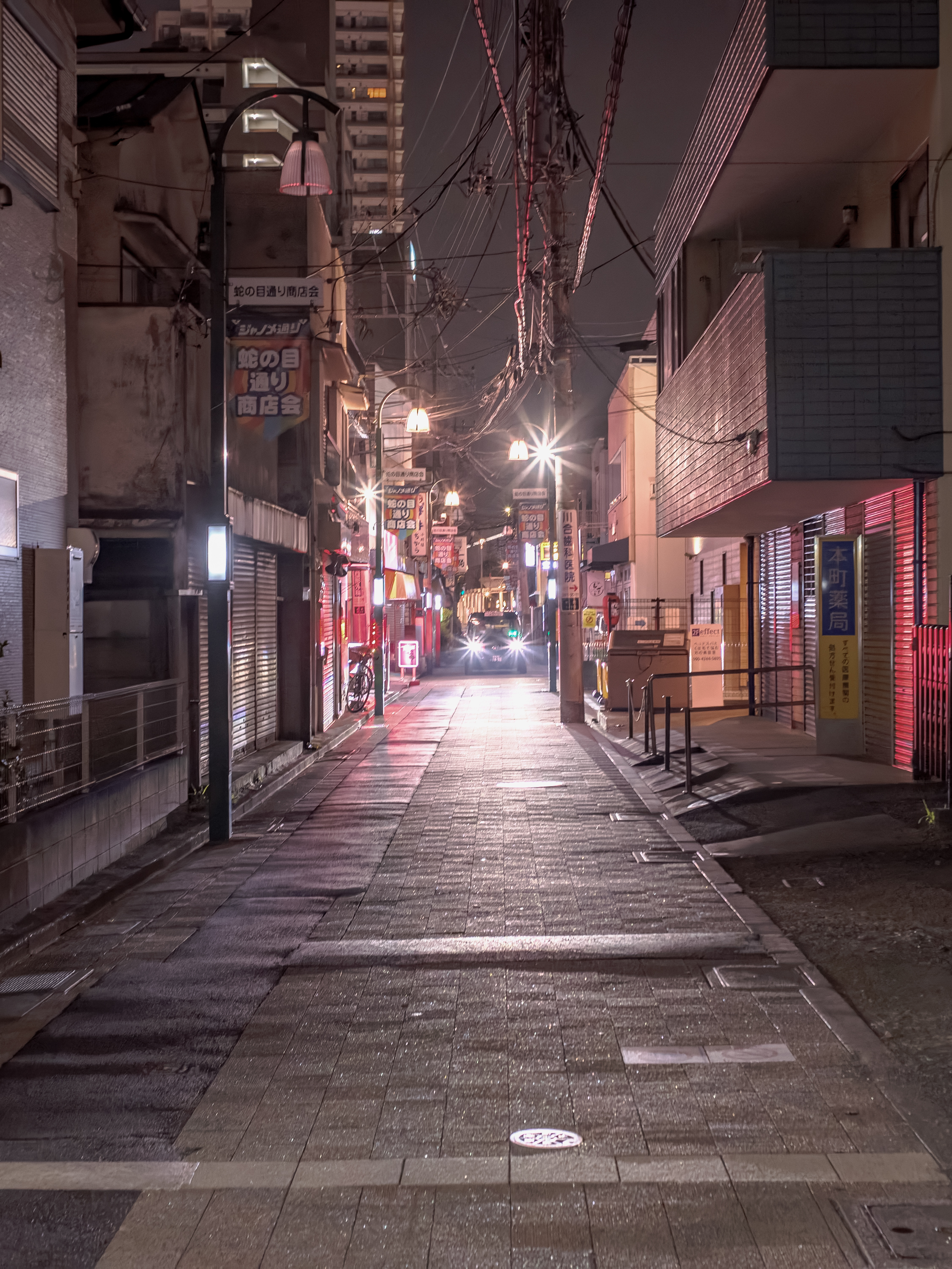 東京-変わりゆく町と人の記憶 : 写真アーカイブ Archive 】2025-07-14『03:00～』 東京 新宿 歌舞伎町 ライブ_2