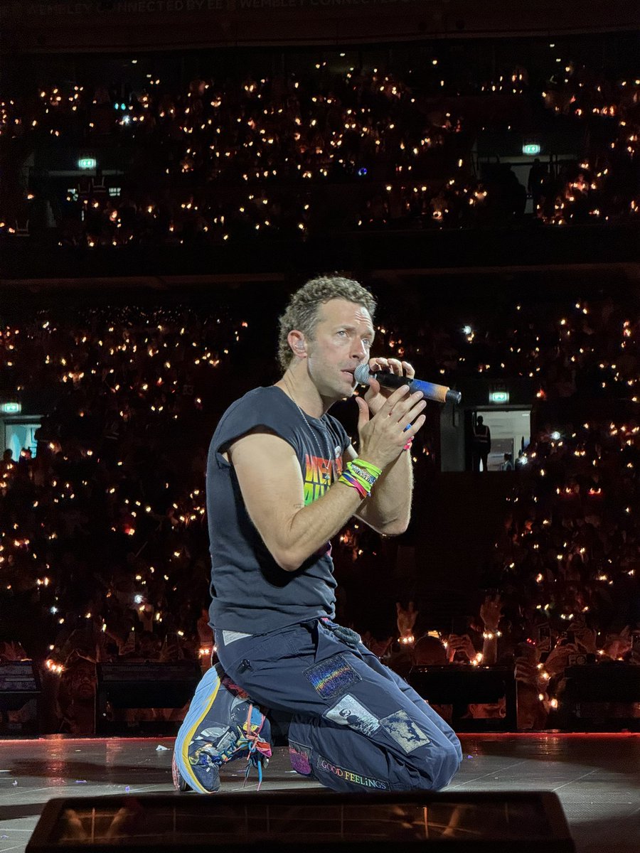 Multiverso Coldplay tweet media