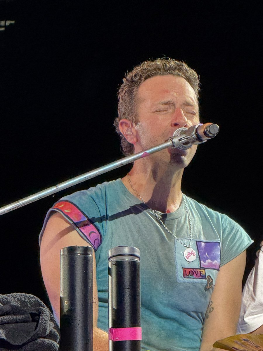 Multiverso Coldplay tweet media