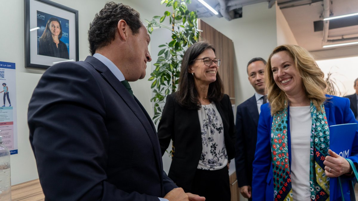 Especialistas en migración participaron hoy en un encuentro con @IOMChief en #CDMX, en el que conversamos sobre cómo trabaja <a href="/OIM_Mexico/">OIM México</a> en el país, y escuchamos sus interesantes puntos de vista sobre la realidad migratoria mexicana actual.