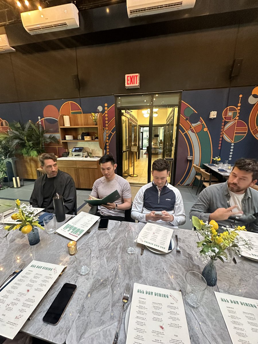 owenjhop's tweet photo. Onsite. Thought leaders. Food for the mind. 

Let’s build @brexHQ https://t.co/gwuIxzeAnj