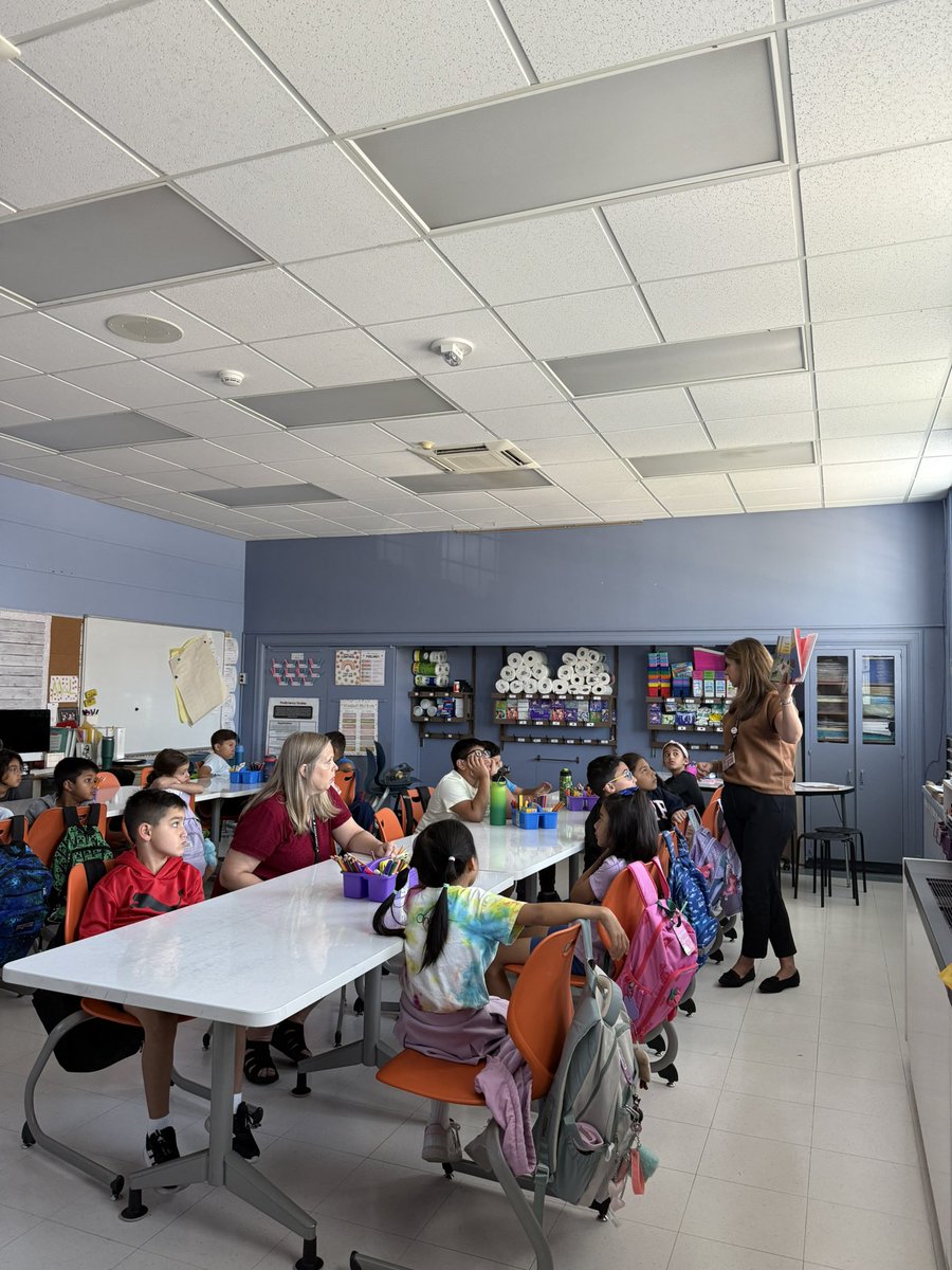 Ms. Leeds tweet media