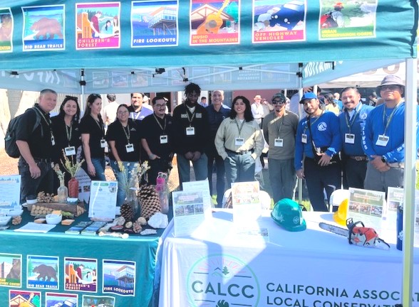 Had a great time at the CA Wildfire &amp; Forest Resilience Task Force Summit in Inland Empire w/our friends <a href="/WadeCrowfoot/">Wade Crowfoot</a>, <a href="/LACorps/">LA ConservationCorps</a>, <a href="/WeLoveStewards/">Mountains Foundation</a> &amp; CCLB. Did you know that over 700 Corpsmembers from the Local Corps &amp; CCC have been hired by <a href="/CAL_FIRE/">CAL FIRE</a>?! Proud is an understatement.