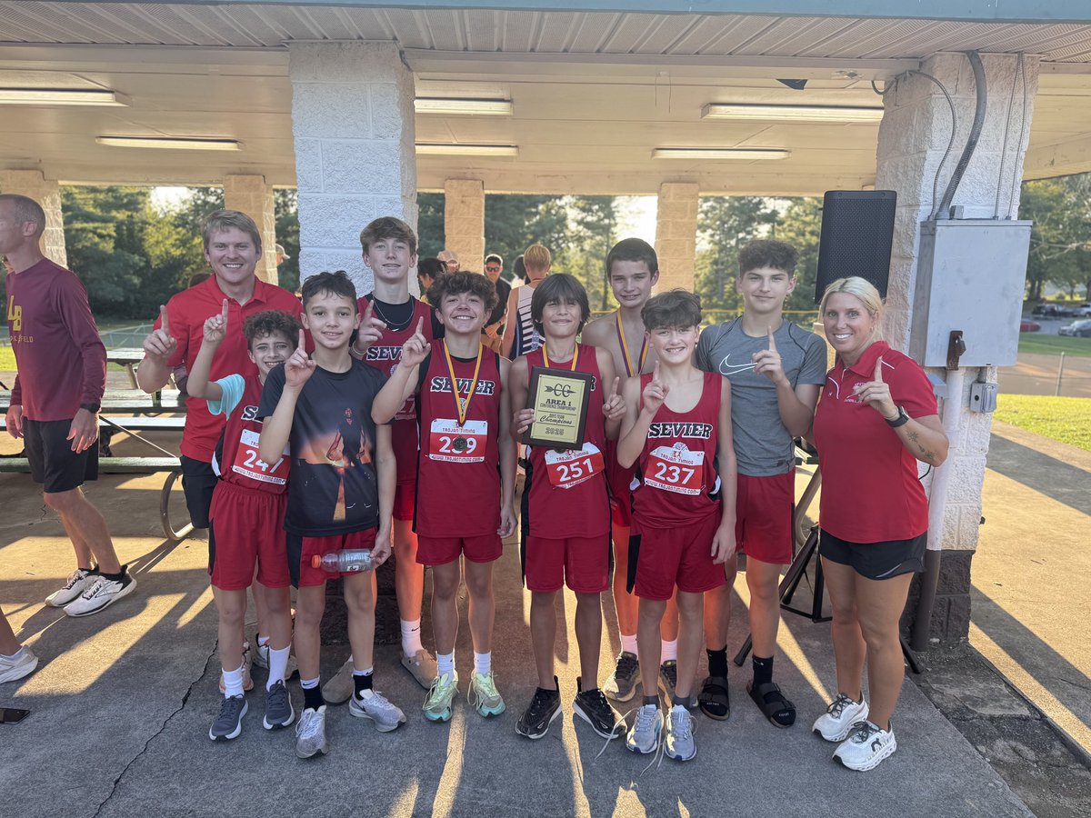 JSMS_Athletics's tweet image. Congratulations to the John Sevier Girls and Boys XC teams. Girls placed 3rd and the Boys are 2025 Region 1 Champions! @KCS_Sevier