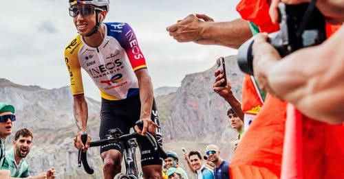 Edgar Bernal vuelve a la élite del ciclismo: gran victoria en la Vuelta a España

#DeporteMeridiano