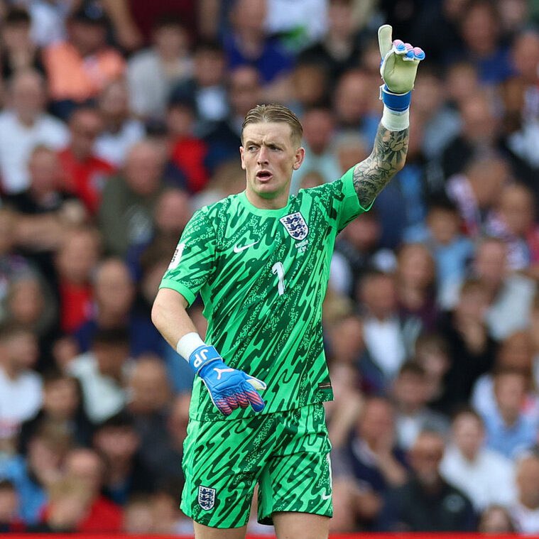 JP1🧤🗣️「噂を聞いて彼(グリーリッシュ)にメッセージを送ったんだ。クラブの雰囲気や環境についていくつか質問されて、『来れば絶対に気に入るよ』と伝えた。ここは素晴らしい場所だし、仲間もスタッフも最高だ。『ザ・ピープルズ・クラブ』と呼ばれる所以が分かるだろう。まさにホームクラブだ」#EFC