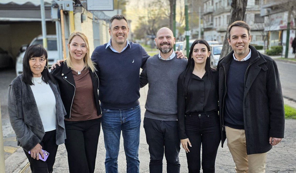 Orgullosos de la nueva concejal del equipo. ¡Felicitaciones Lore! Siempre comprometidos con los vecinos y buscando lo mejor para Ituzaingó.