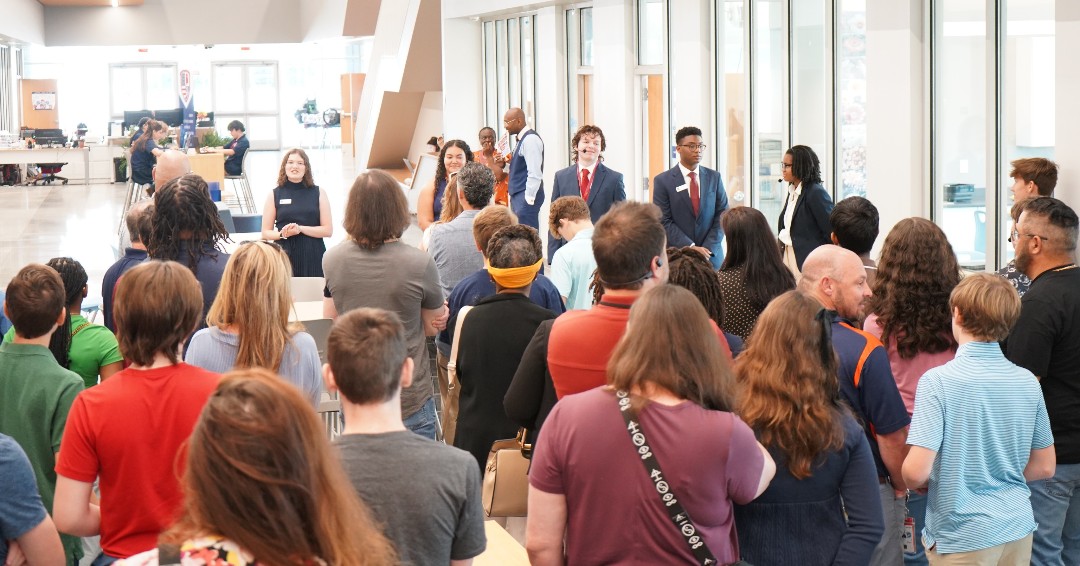 Kicked off our 2025 Tuesday Tours this morning 🎉 Students from across Alabama got a glimpse into ASCTE’s campus, curriculum, and culture. Big thanks to our student + parent ambassadors for showing what we're all about!
👉 Sign up for a tour: ascte.org/admission