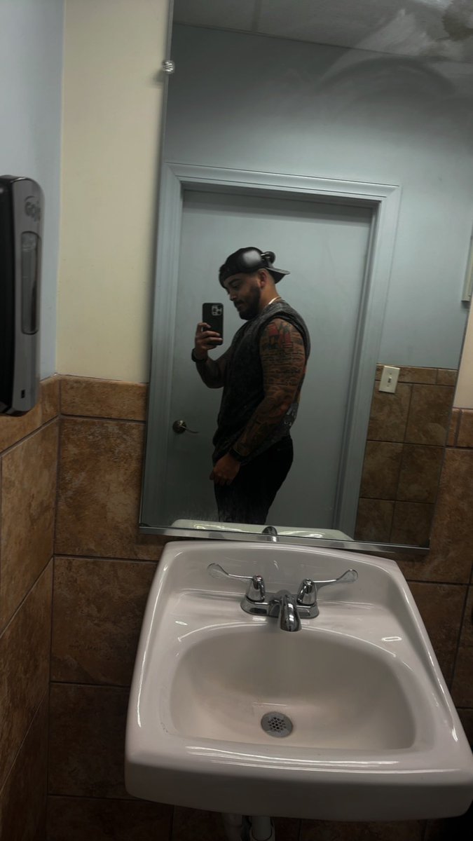 RichTurtles_'s tweet image. 🦾