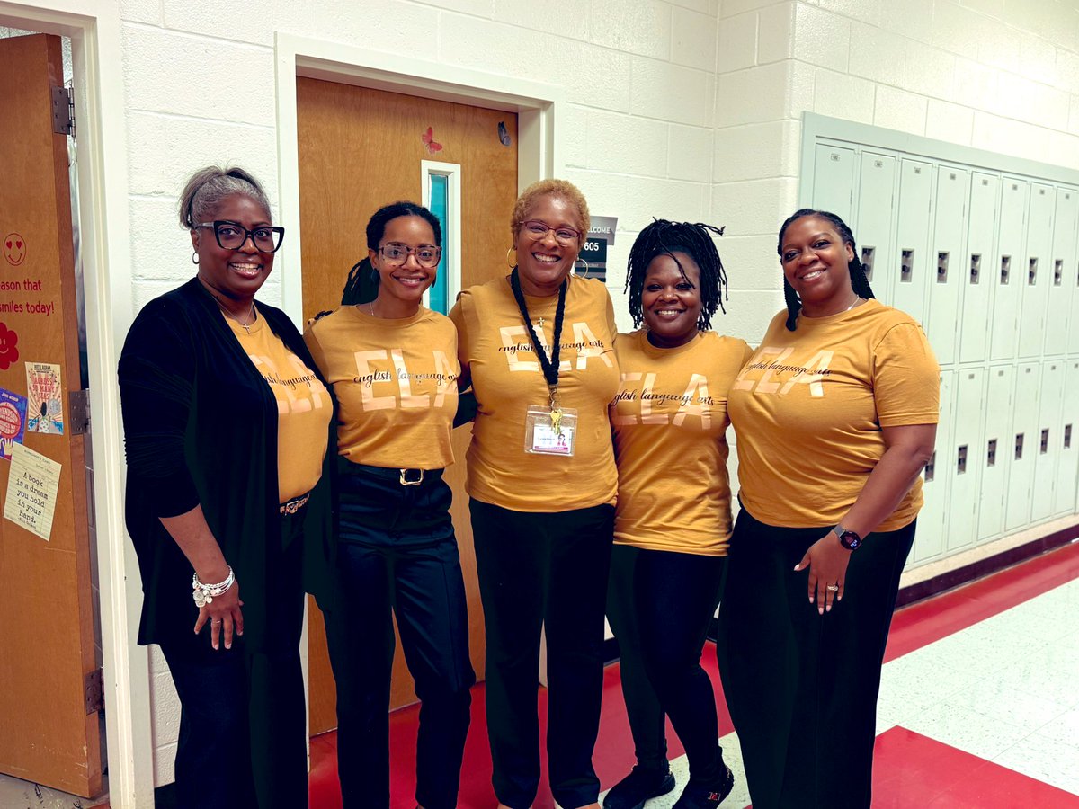 Today, we caught a few of our educators repping their department! Team ELA in their cute ELA gear! <a href="/RobynWhiteHCS/">Robyn White, Ed.S</a> <a href="/Dr_A_Glass/">𝒜𝒹𝓇𝒾ℯ𝓃𝓃ℯ 𝒢𝓁𝒶𝓈𝓈, 𝓔𝓭.𝓓</a> <a href="/RaquelGuyton/">Guyton, Raquel</a> <a href="/Lyrik4God/">Lyrik</a> <a href="/dgould3844/">Dionne.Gould</a>